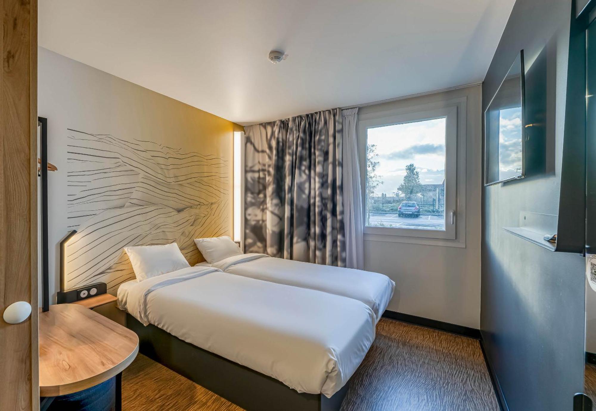 B&B Hotel Bordeaux Saint Andre De Cubzac Esterno foto